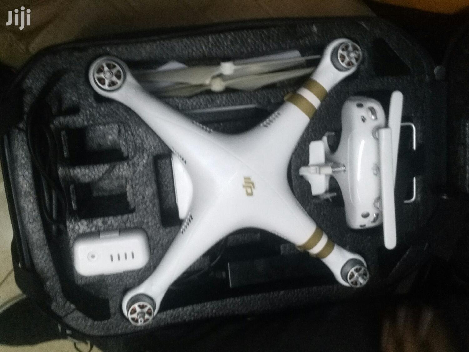 Phantom 3 Professional Drone With 4k Videos