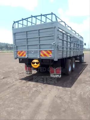 Isuzu FVZ Truck Mguu Kumi