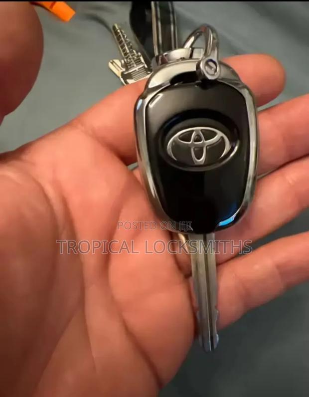 Toyota Silicon Car Key Case - thumbnail 3