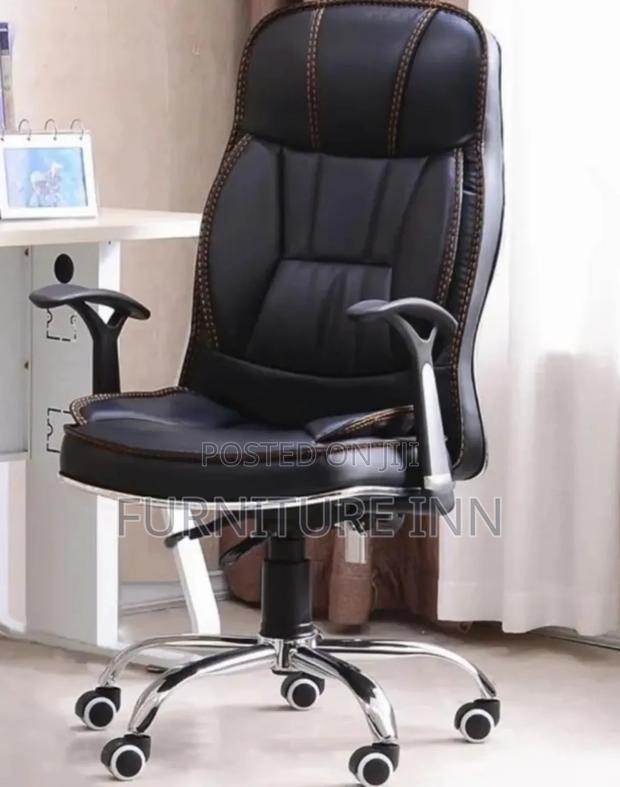 Comfortable Ergonomic Office Chair - main view