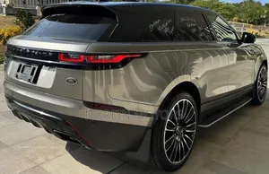 Land Rover Range Rover Velar 2020 Gold