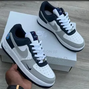 Airforce 1 Paris