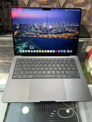New Laptop Apple MacBook Air 8GB Apple M3 Pro SSD 1T