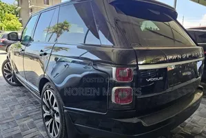 Land Rover Range Rover Vogue 2020 Blue
