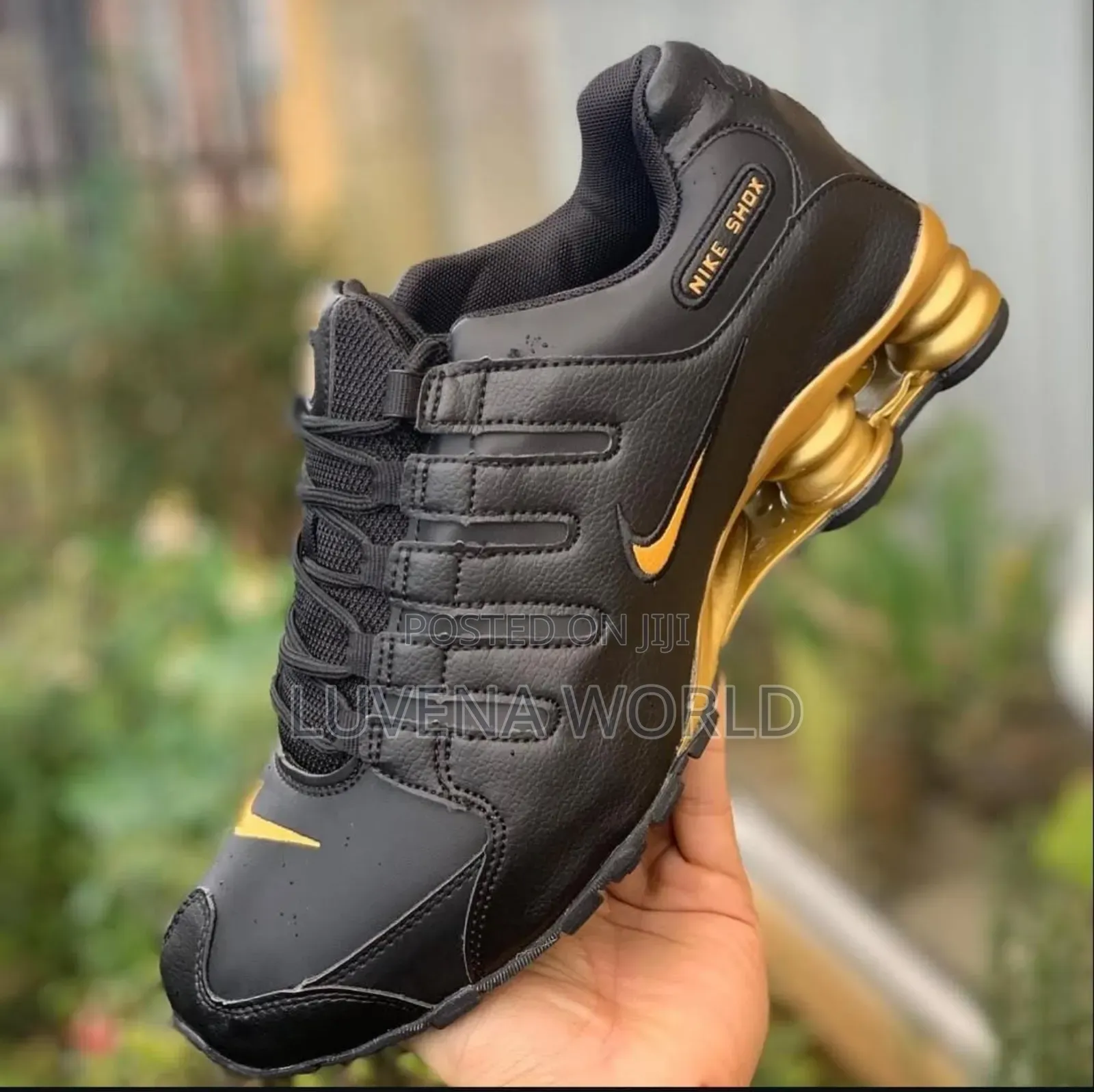 Nike Shoxs