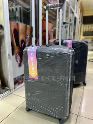 66cm Height Rubber __Medium_suitcases at at 4000