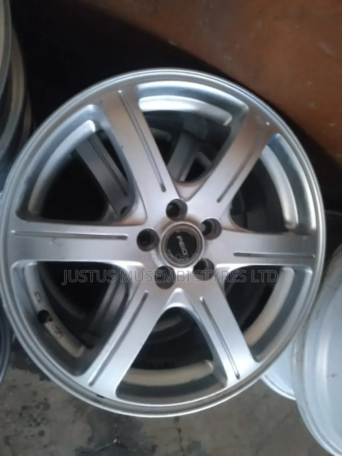 Alphard Sports Rims Size 17 Set