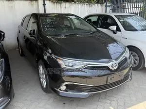Toyota Auris 2018 Black