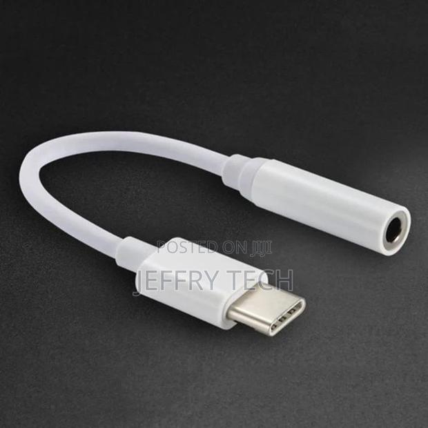 12.5cm Type-C M to 3.5mm Audio F Adapter Converter
