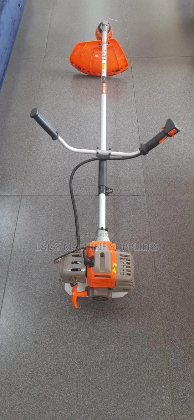 Astromilano 4-Stroke Bruce Cutter