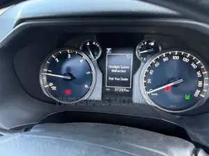 Toyota Land Cruiser Prado 2.8 2018 Silver