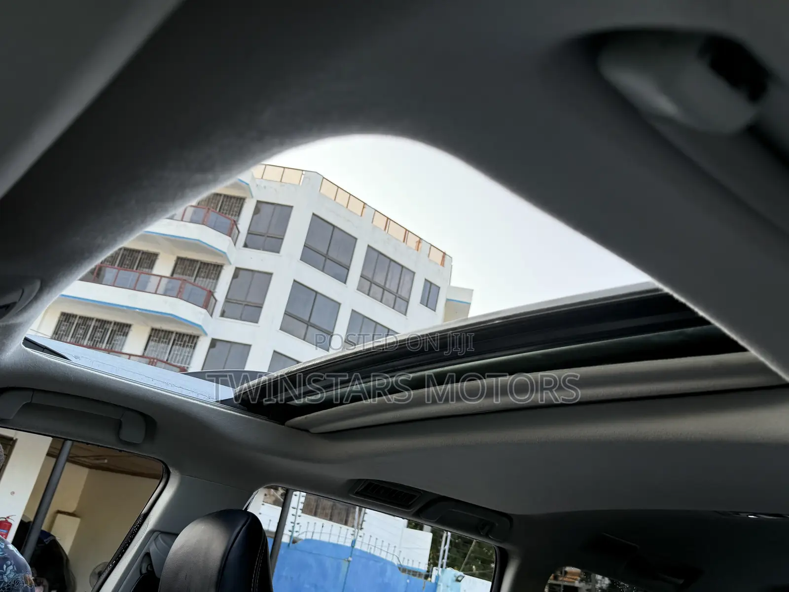 Toyota Land Cruiser Prado 2.8 2018 Silver