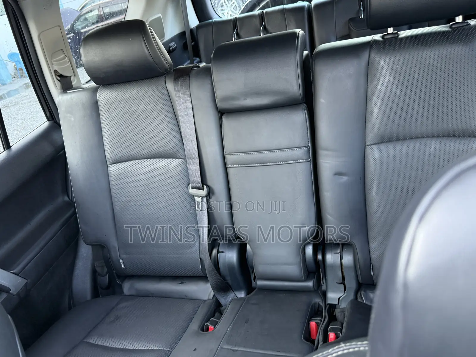 Toyota Land Cruiser Prado 2.8 2018 Silver