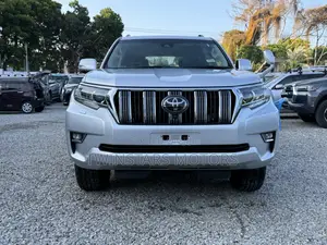 Toyota Land Cruiser Prado 2.8 2018 Silver