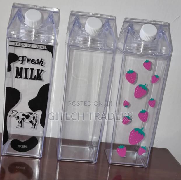 *1l Acrylic Fridge Milk Bottle With Tight Duo Lid
