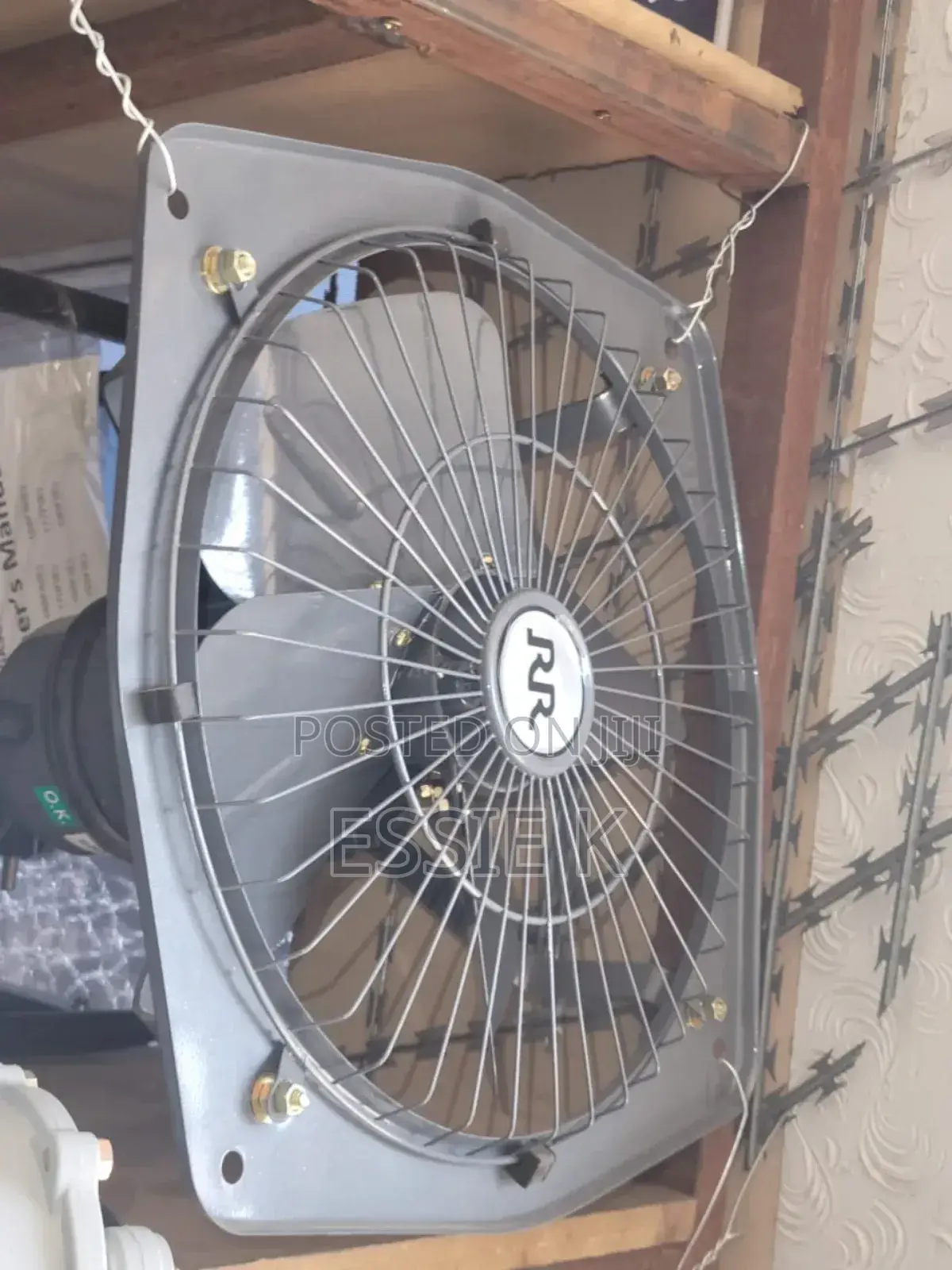 Extractor/Exhaust Rr Fans 15"
