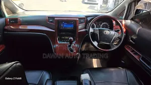Toyota Vellfire 2011 Black