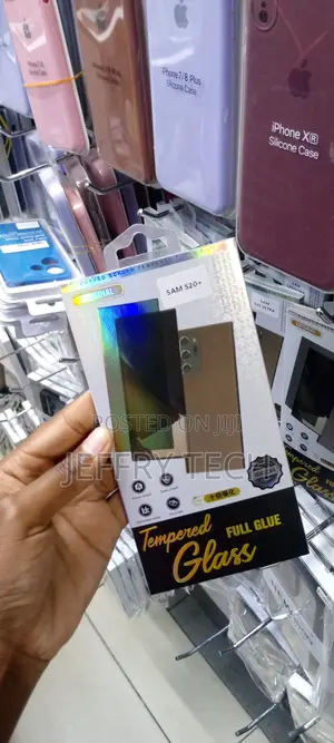 Galaxy S20 Plus Privacy Screen Protector, Tempered Glass