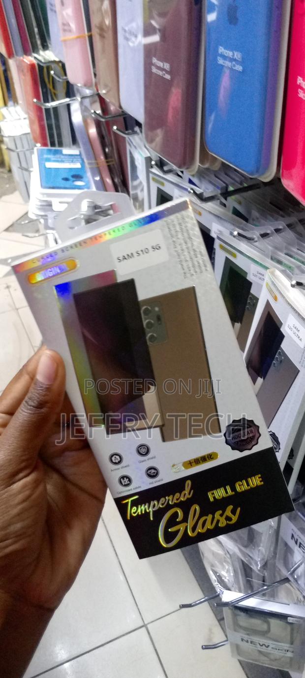 Galaxy S10 Privacy Screen Protector Tempered Glass - main view