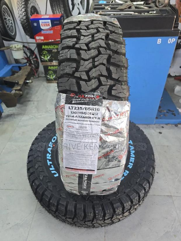 235/85r16 Ultraforce R/T Tyre