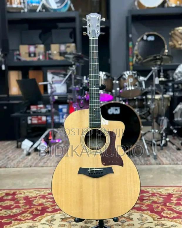 Brand New Semi Acoustic Guitar Size 40