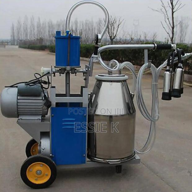 Electric Milking Machine -Milano Italia - main view
