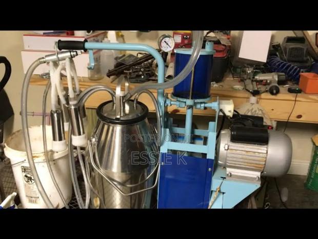 Single Cylinder Electric Powered Milking Machine - main view