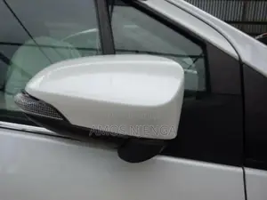 Vitz 2012 - 18sidemirror