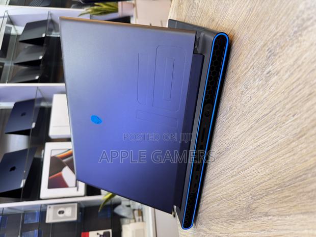Laptop Dell Alienware M16 R1 32GB Intel Core I9 SSD 1T - main view