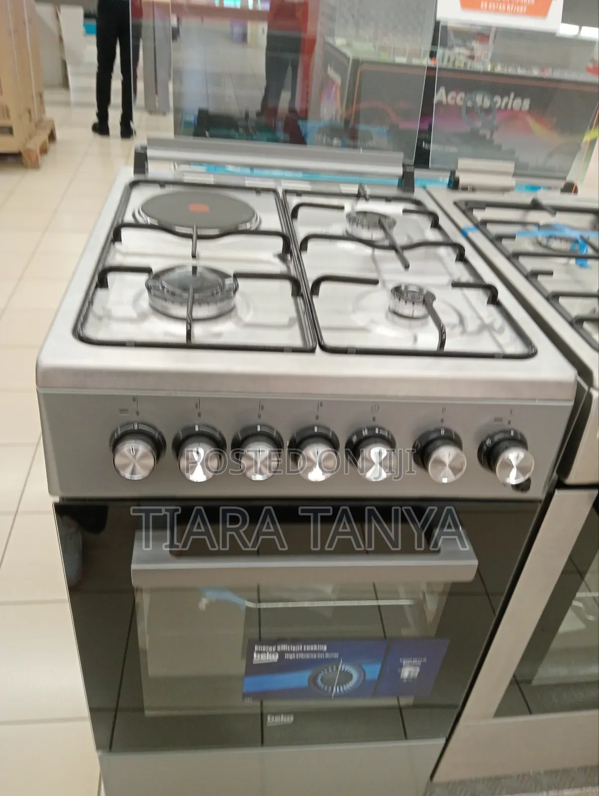 Beko Fss531110gs 50 X 60, 3+1, Cooker