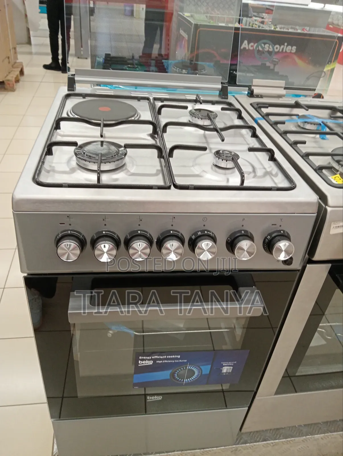 Beko Fss531110gs 50 X 60, 3+1, Cooker