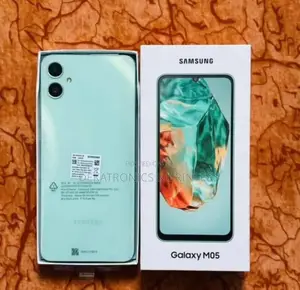 New Samsung Galaxy M05 64 GB Green