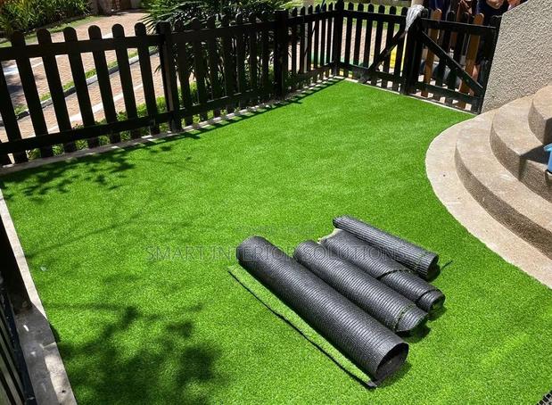 Artificial Grass Carpet – Pet-Friendly Mat