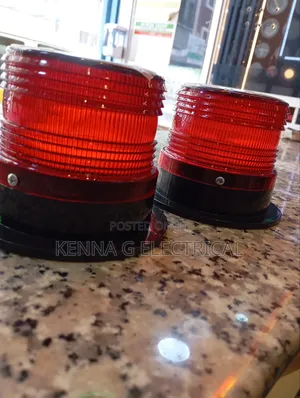 Super Bright Led Traffic Light Solar Flashing Warning Light