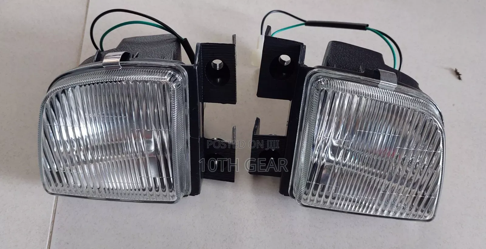 Hiace 5 L Shark Fog Lamp Set