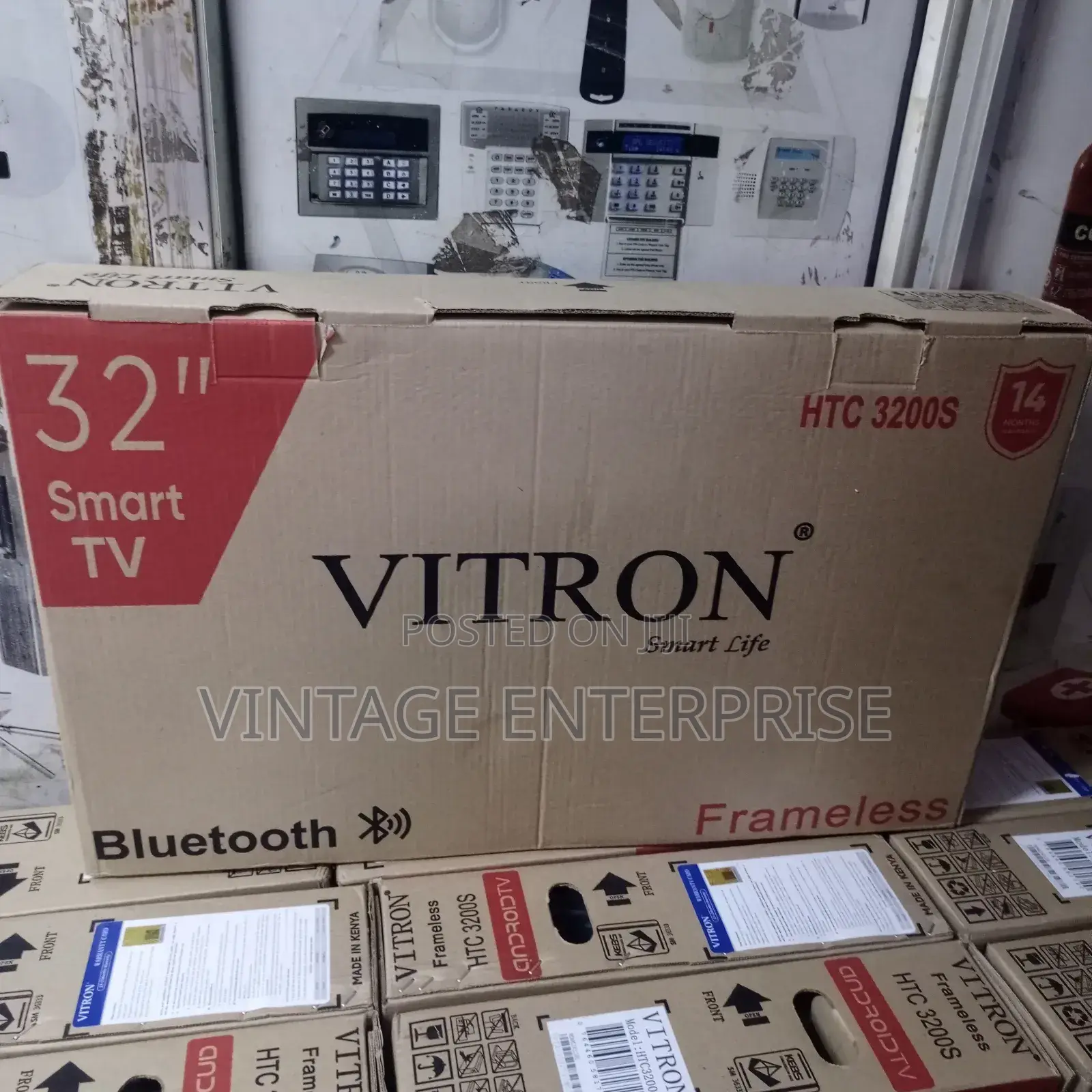 32" Frameless Vitron Smart Tv