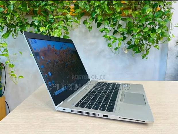 Laptop HP EliteBook 830 G5 8GB Intel Core I5 SSD 256GB