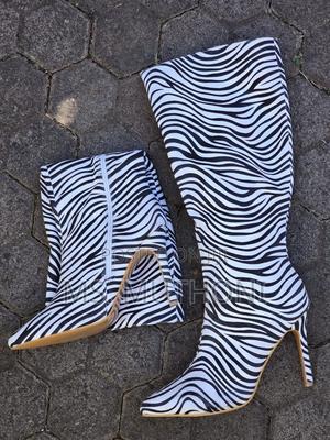 Donatella Zebra Stripes Pointed Toe Boots - thumbnail 2