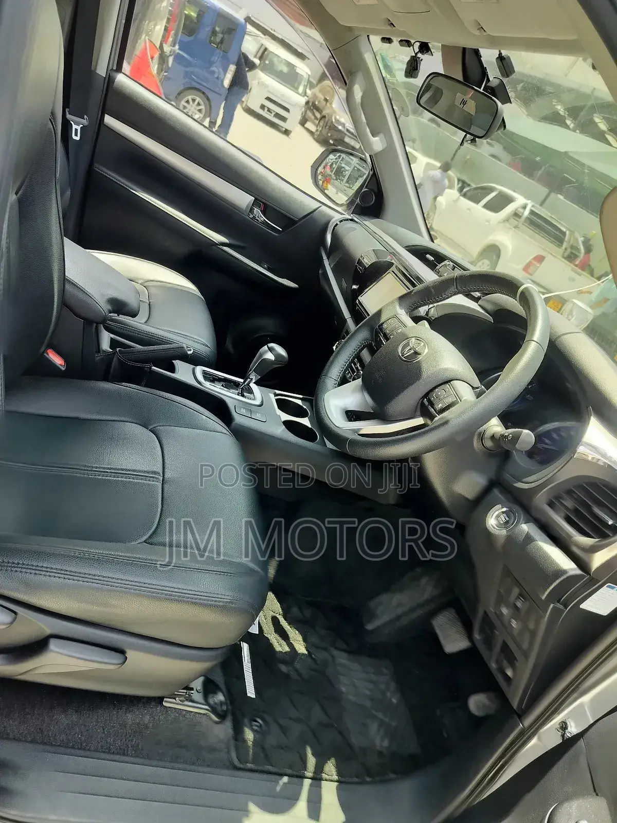 Toyota Hilux 2019 Silver