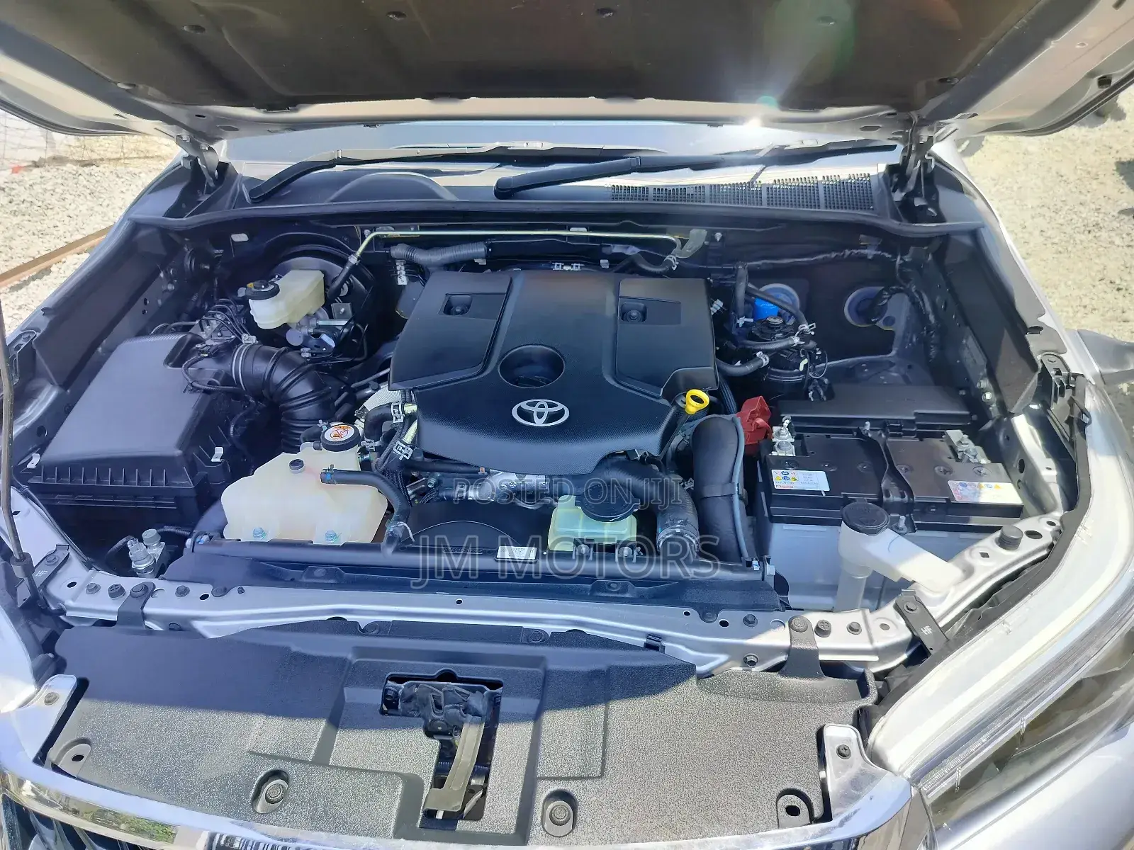 Toyota Hilux 2019 Silver
