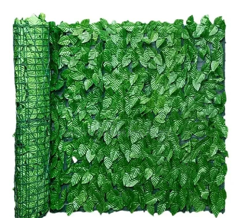Artificial Low-Maintenance Privacy Fence
