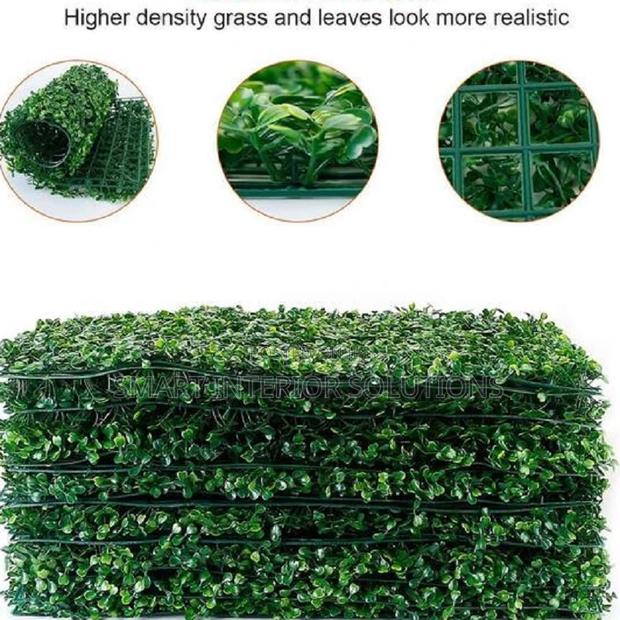 Privacy Hedge Panel