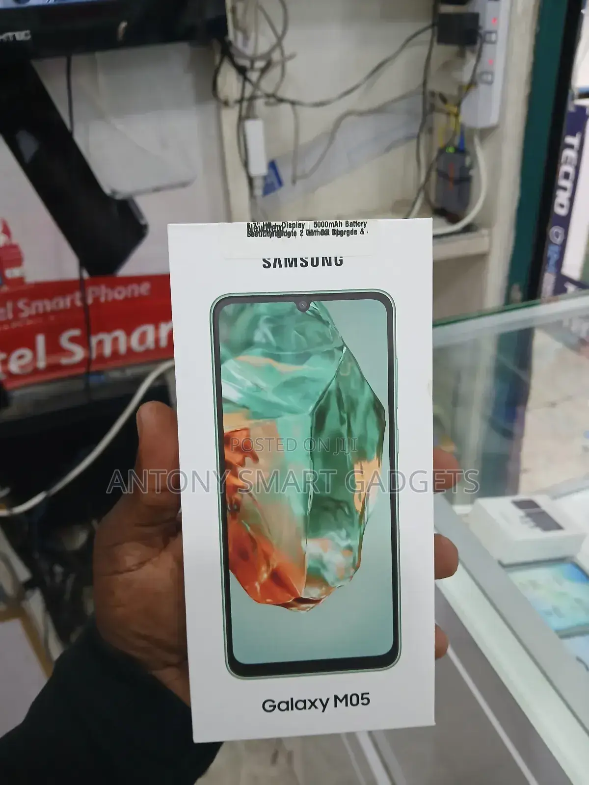 New Samsung Galaxy M05 64 GB Green