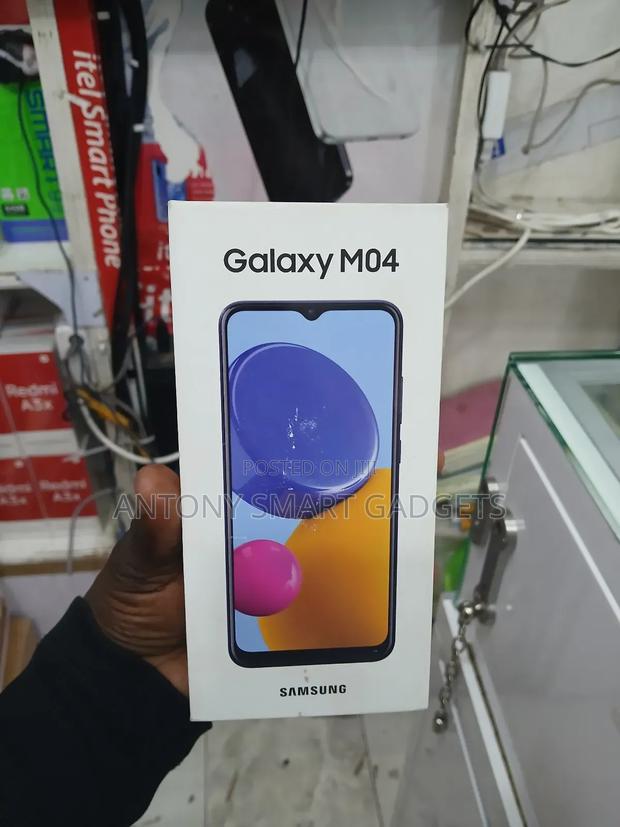 New Samsung Galaxy M04 64 GB Blue - thumbnail 2