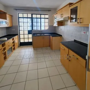 3bdrm Apartment in Oledume Rd, Kilimani for rent