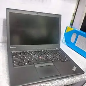 Laptop Lenovo ThinkPad X250 8GB Intel Core I3 SSD 256GB