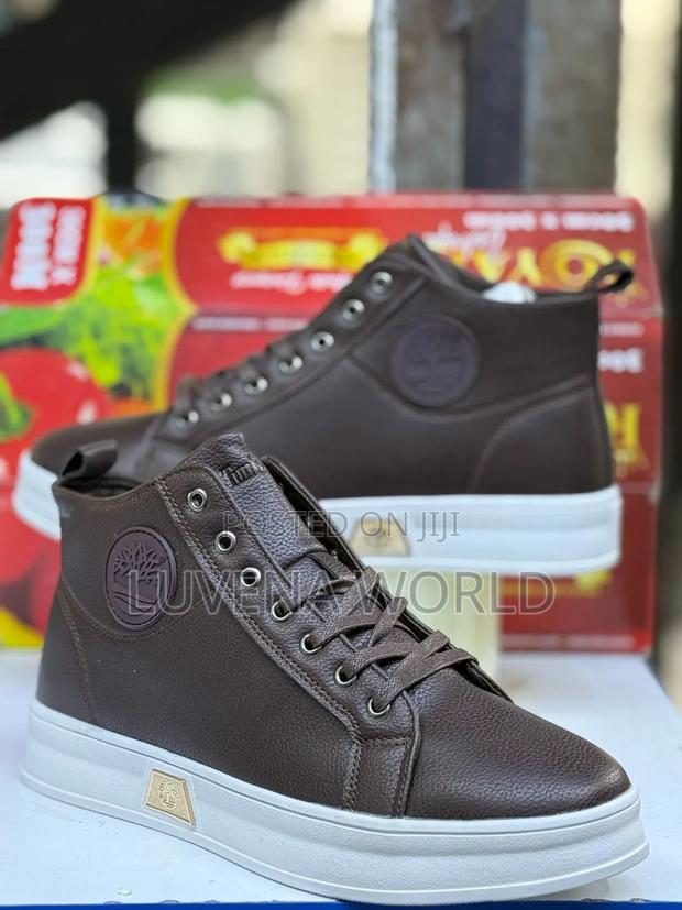 Hightop Timberland Casuals