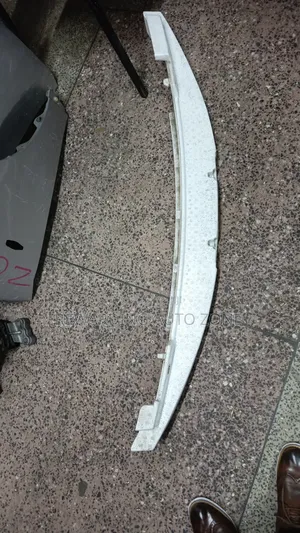 Toyota Wish 2012 Bumper Sponge