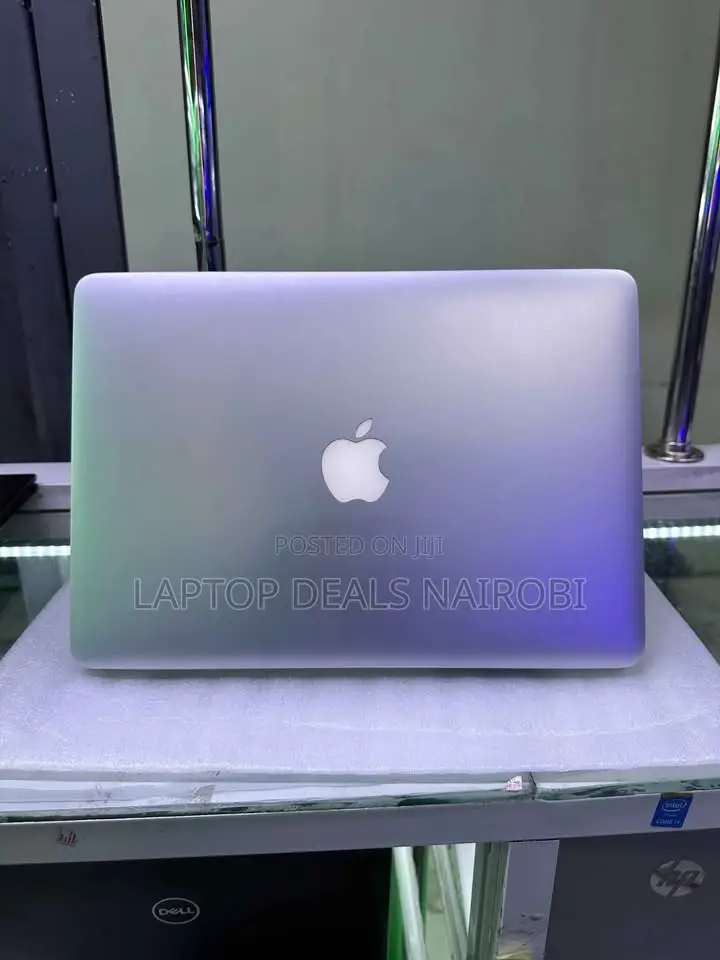 Laptop Apple MacBook Pro 2015 8GB Intel Core I5 SSD 256GB