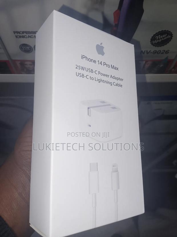 iPhone 14 Pro Max Charger 25w Usb-C Fast Charging - main view